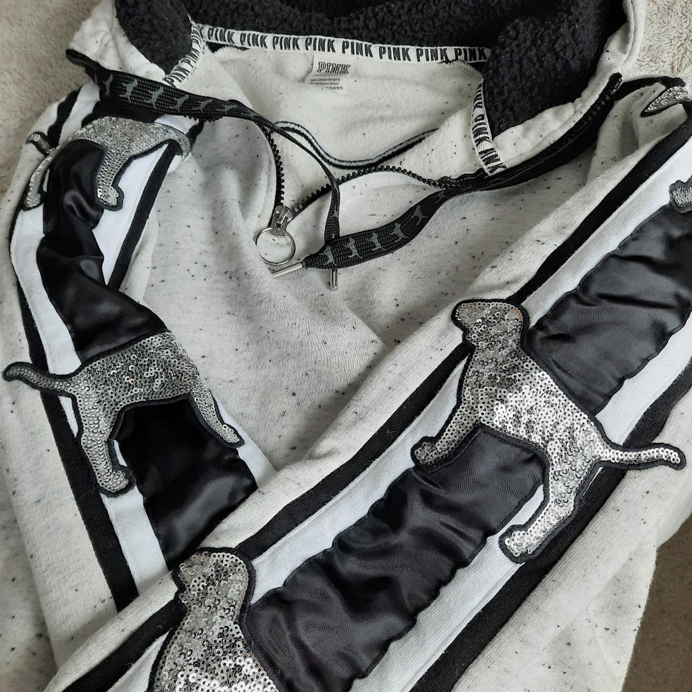 VS Pink Sherpa Lined Hood Bling Pullover XS
